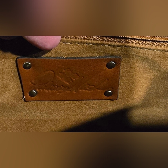 SOLD!!!!! Patricia Nash Leather Crossbody Medium Saddle Bag - Picture 9 of 11